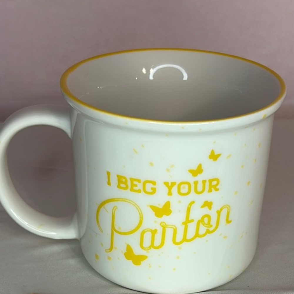 Dolly Parton Butterfly Coffee Mug White Yellow Floral Splatter 16oz Country Gift